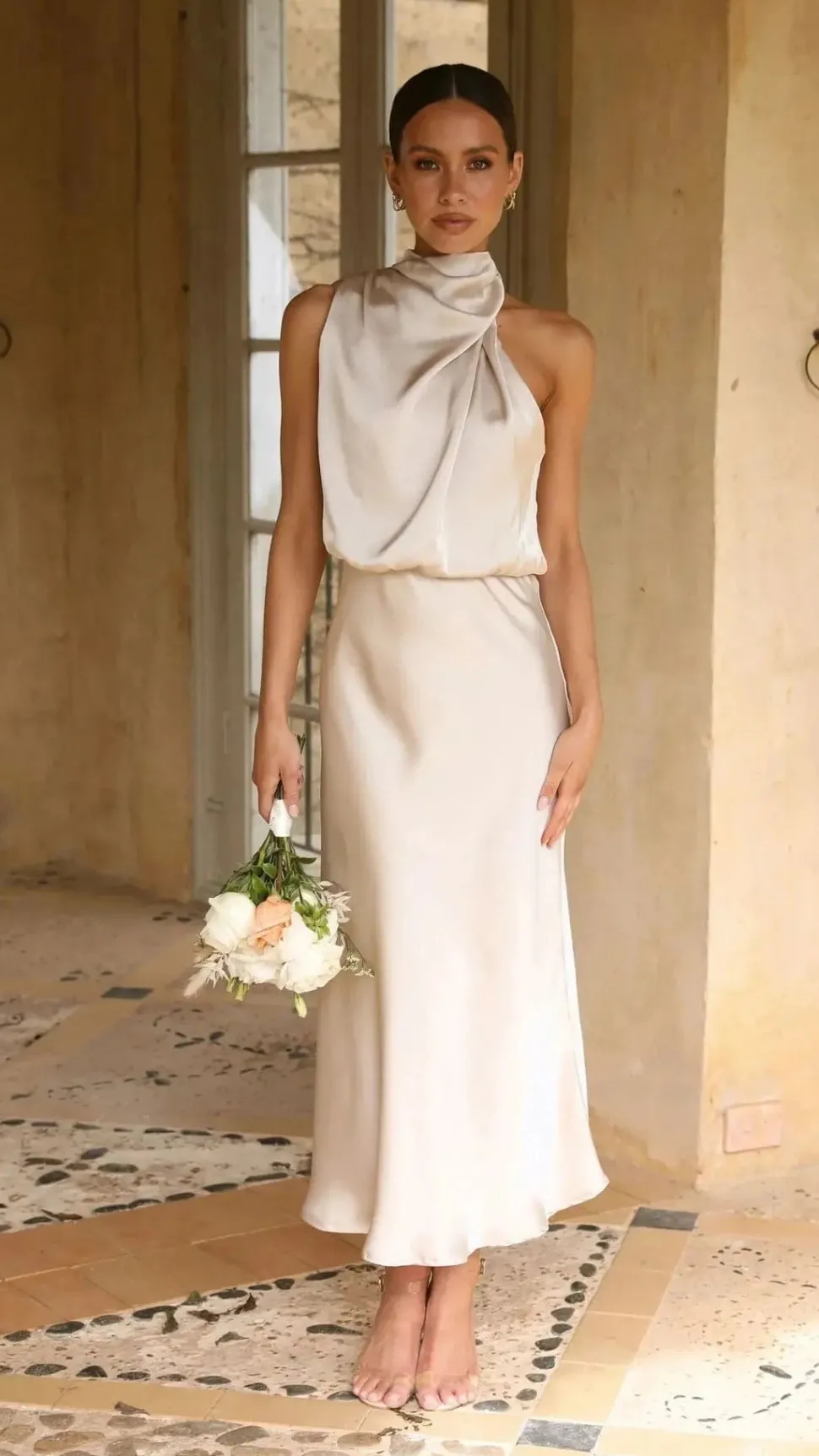 Robe demoiselle d'honneur chic midi