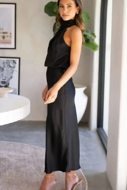 Robe demoiselle d'honneur chic midi