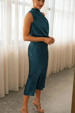 Robe demoiselle d'honneur chic midi