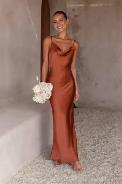 Robe demoiselle d'honneur en satin