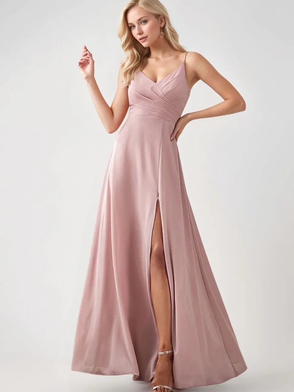 Robe demoiselle d'honneur rose poudrée avec fente haute