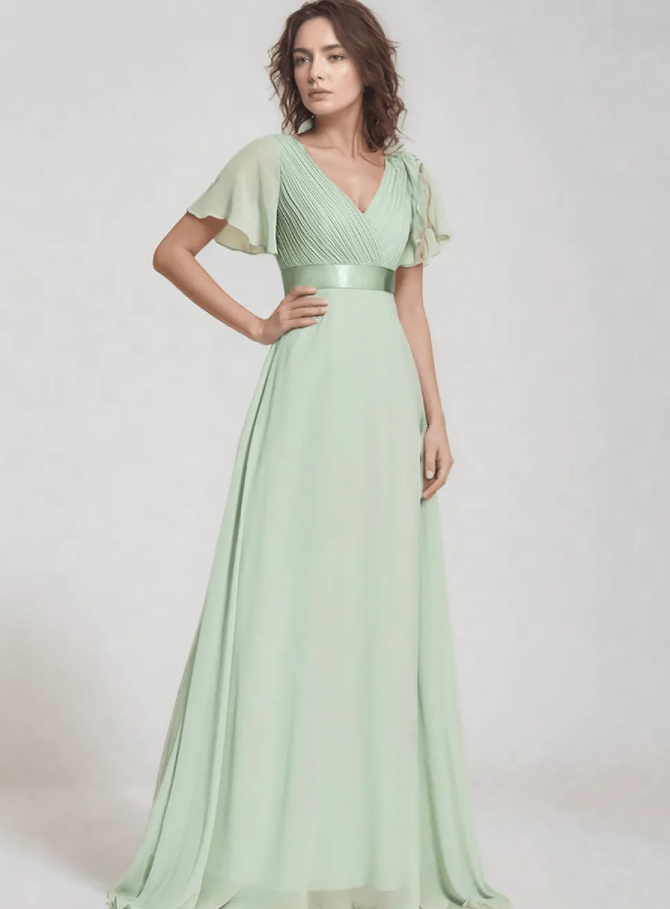 Robe demoiselle d'honneur vert sauge longue fluide