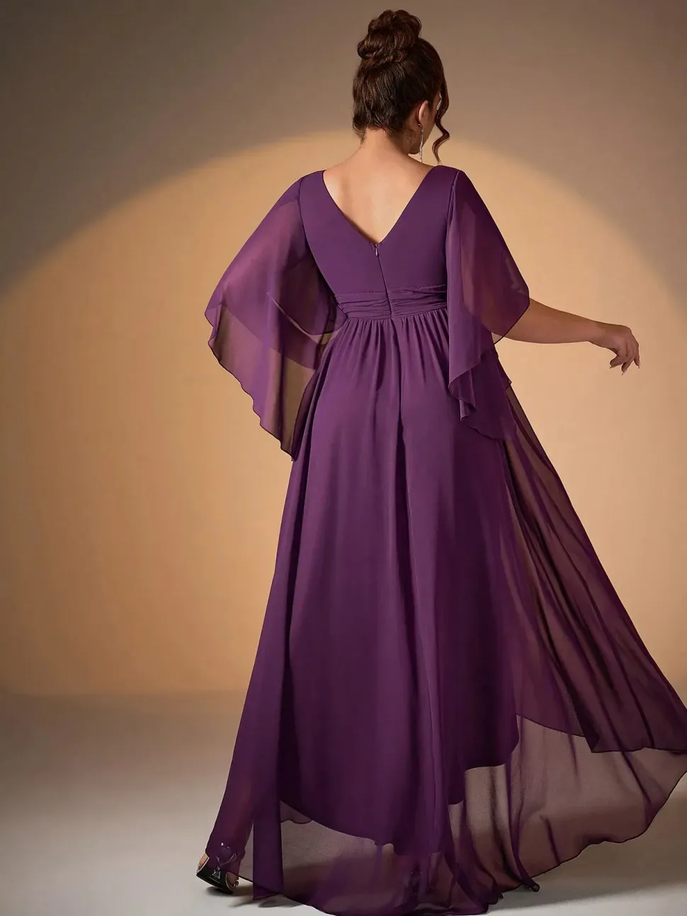 Robe demoiselle d'honneur violette asymétrique fluide