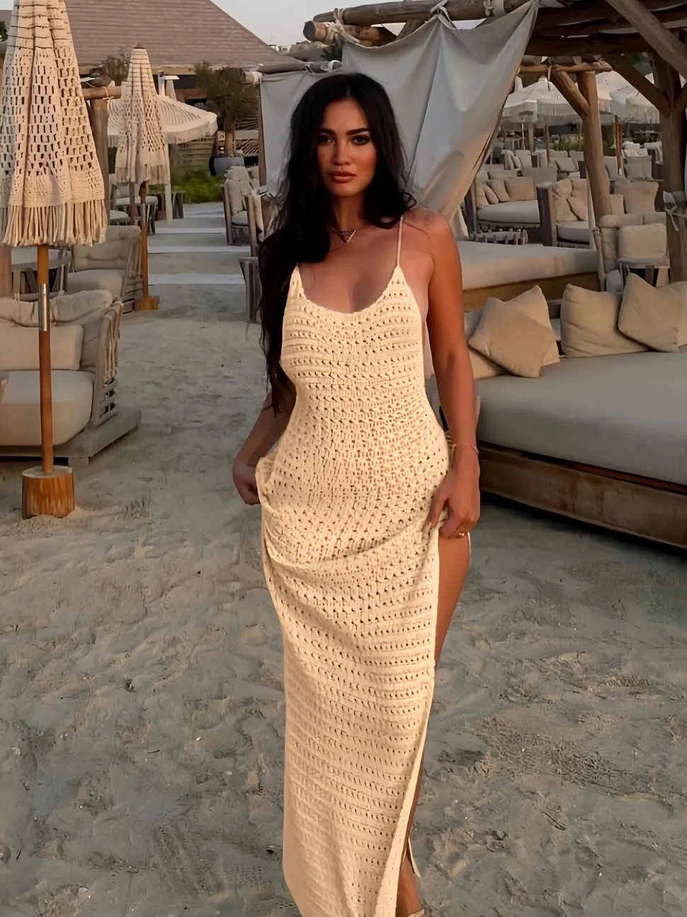 Robe de plage crochet longue fendue dos nu