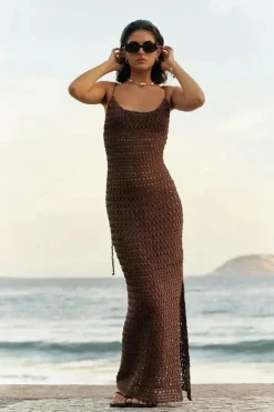 Robe de plage crochet longue fendue dos nu