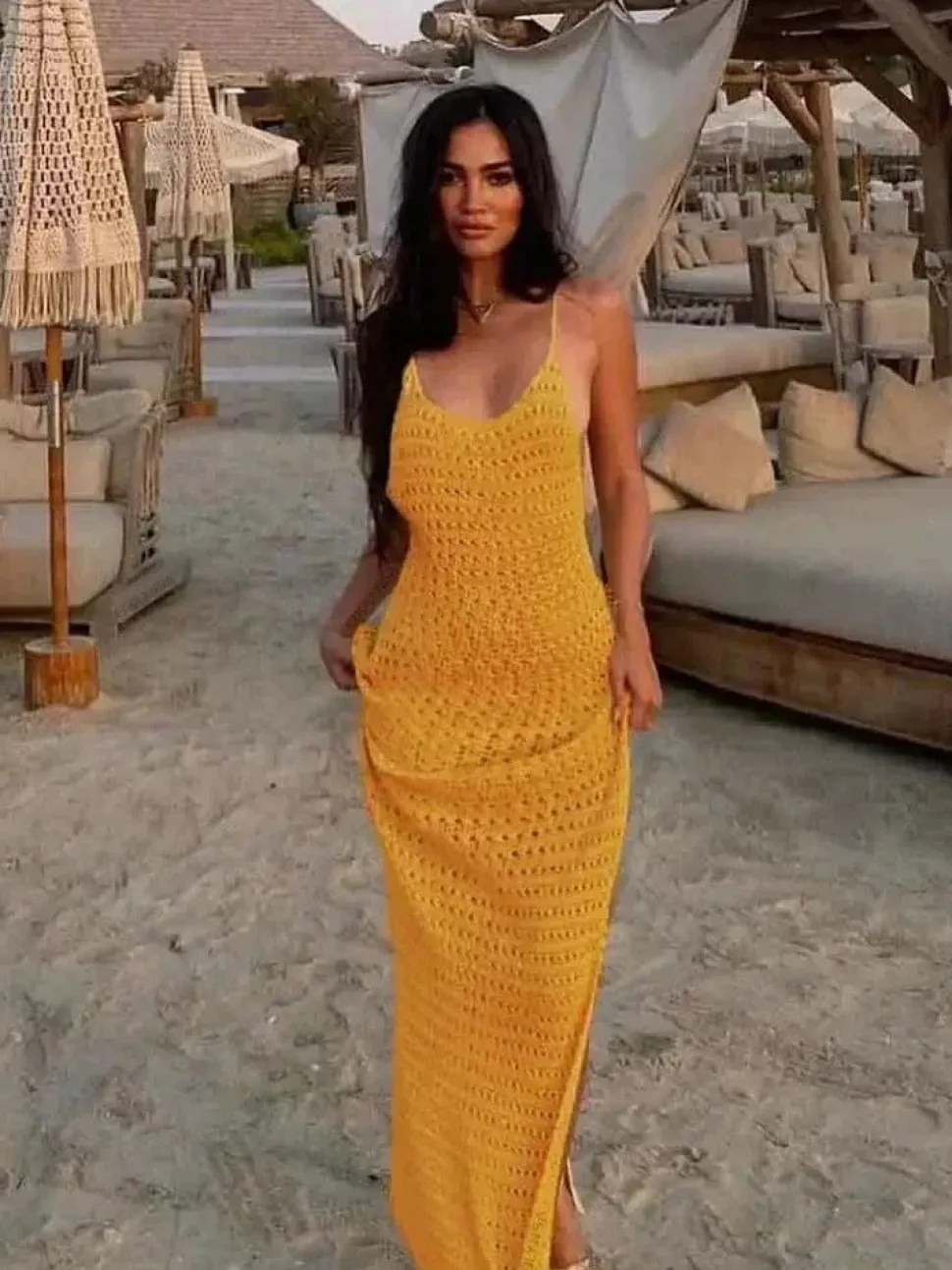 Robe de plage crochet longue fendue dos nu