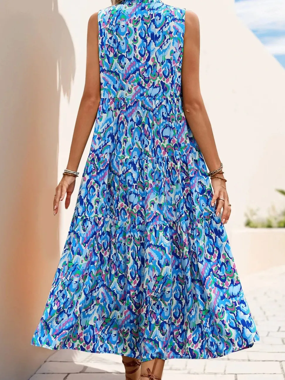 Robe de plage fleurie sans manches