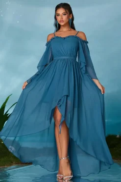 Robe de soirée bleue asymétrique à manches fluides