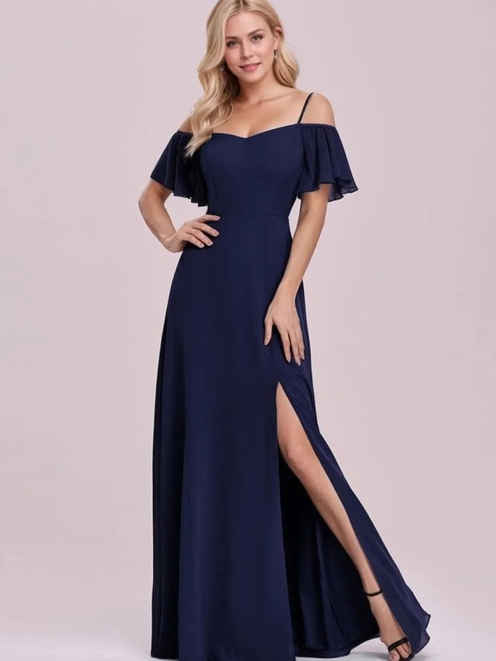 Robe de soirée bleue fendue longue manches volantes