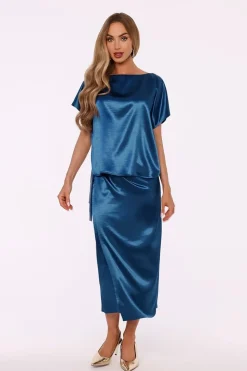 Robe de soirée bleue midi satinée manches courtes