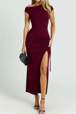 Robe de soirée bordeaux fendue moulante