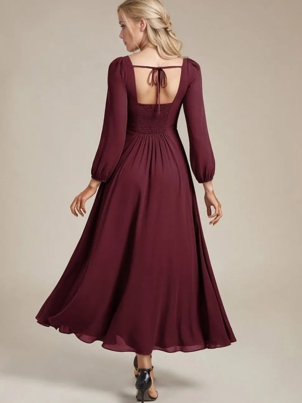Robe de soirée bordeaux à manches longues