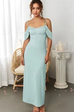 Robe de soirée à bretelles fines vert menthe buste froncé