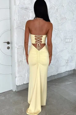 Robe de soirée chic dos nu