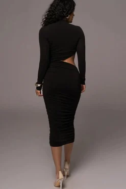 Robe de soirée chic midi à manche longue