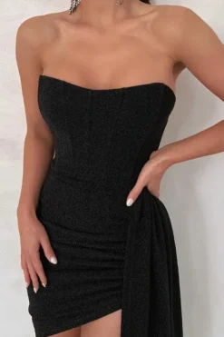 Robe de soirée chic épaules dénudées