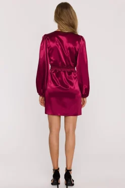 Robe de soirée courte bordeaux satinée manches longues