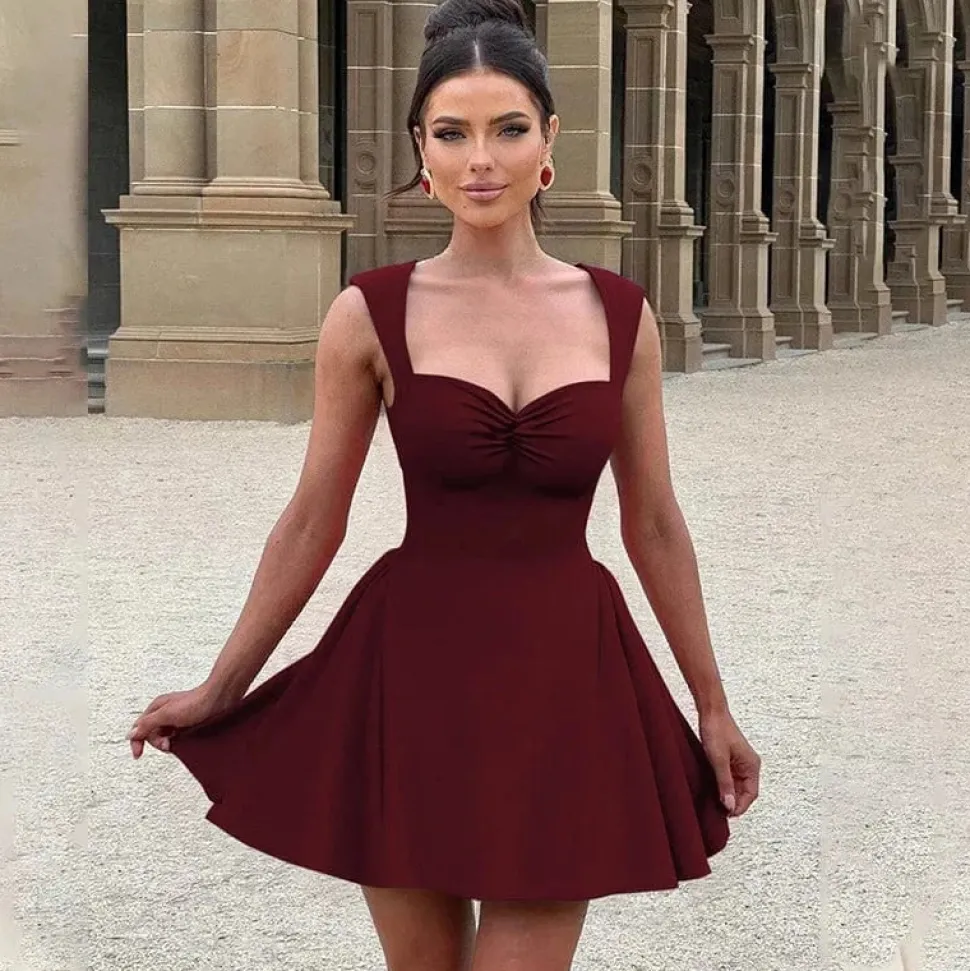Robe de soirée courte chic évasée