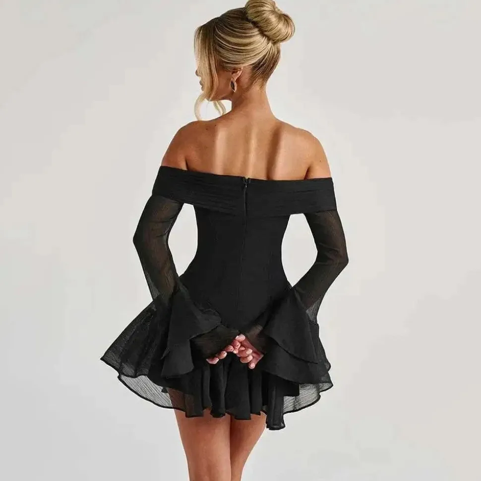 Robe de soirée courte patineuse manches longues