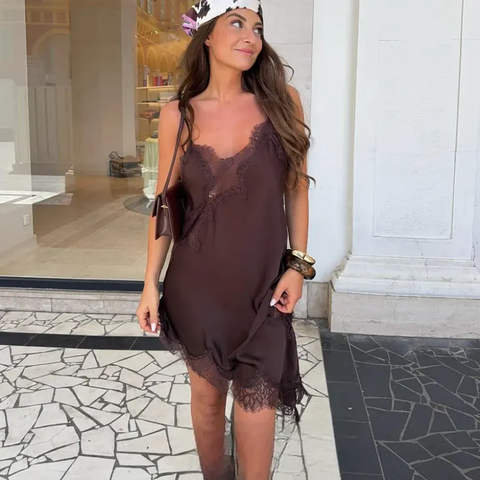 Robe de soirée courte sexy en dentelle