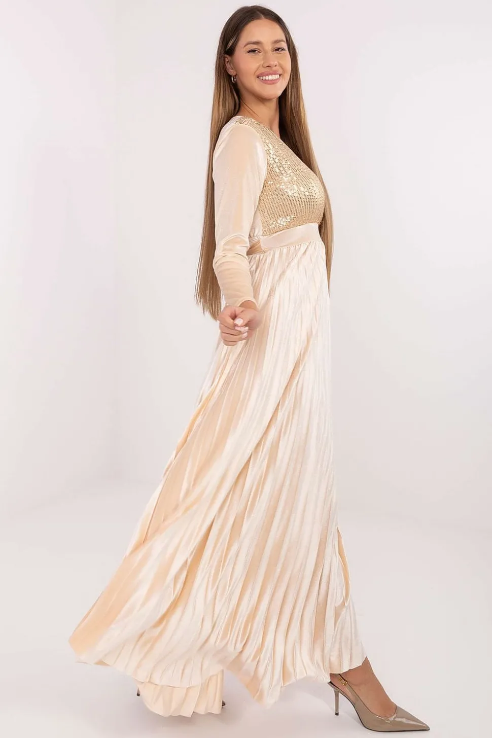 Robe de soirée dorée longue jupe plissée