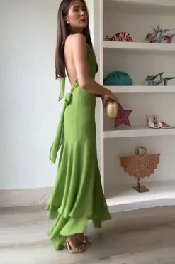 Robe de soirée dos nu verte longue à col licou