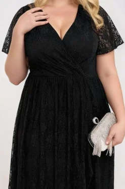 Robe de soirée grande taille noire manches transparentes