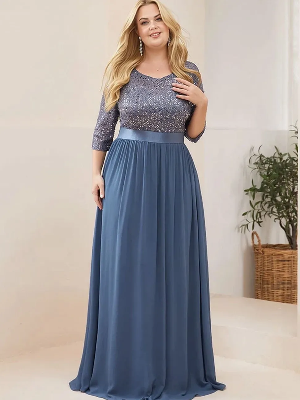 Robe de soirée longue bleu avec tulle et paillettes