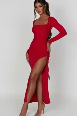 Robe de soirée longue fendue