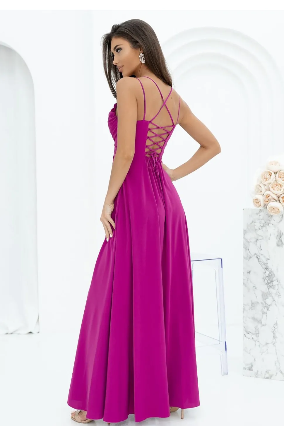 Robe de soirée longue fendue chic