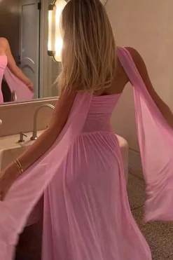 Robe de soirée longue fluide rose