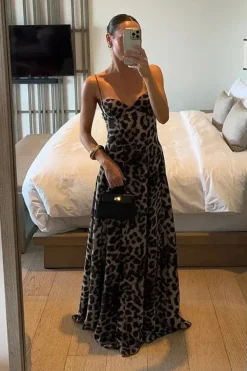 Robe de soirée longue imprimé léopard