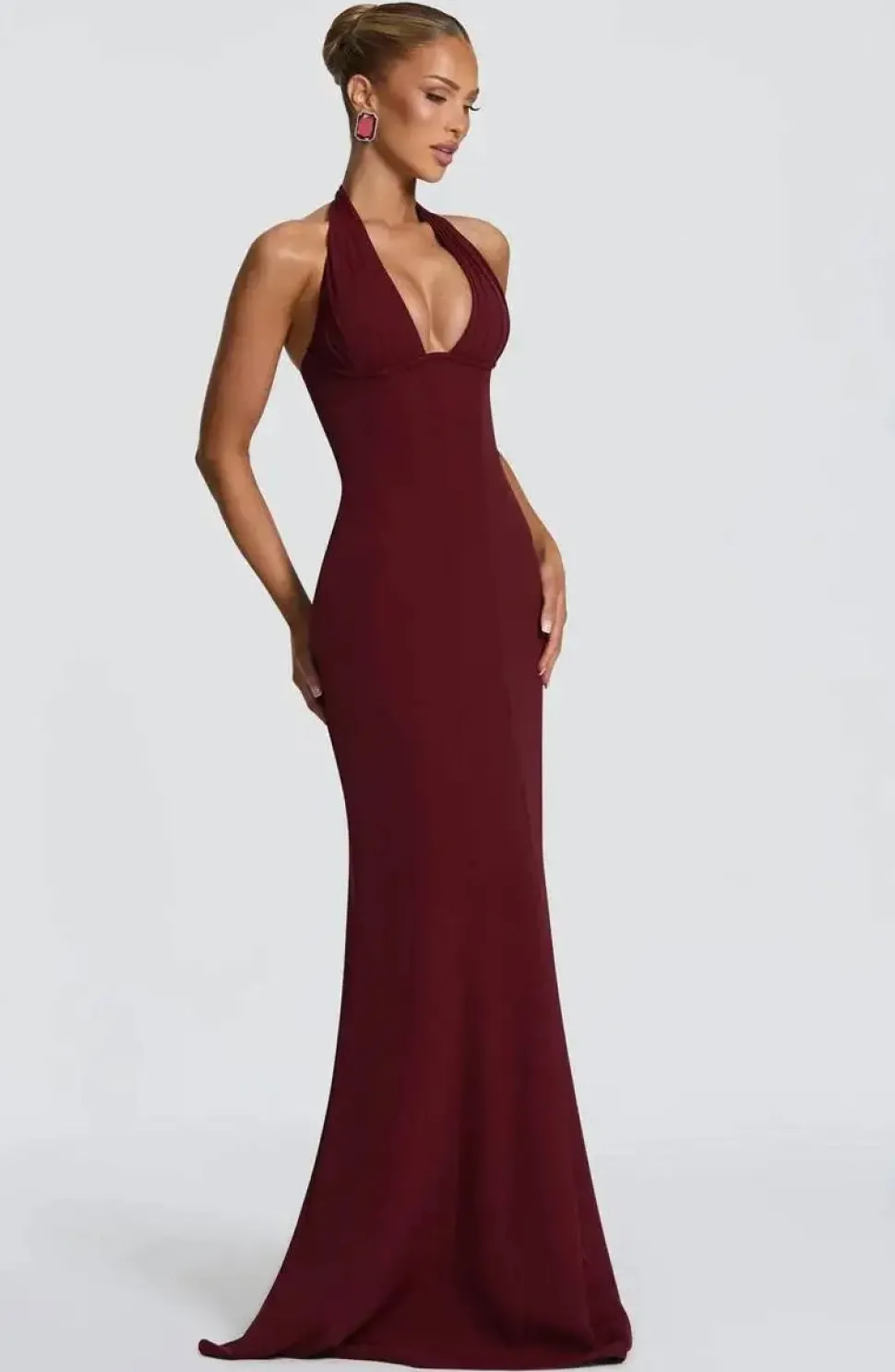 Robe de soirée longue moulante épaules dénudées