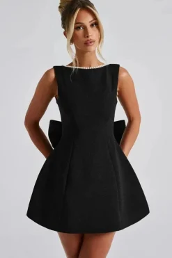 Robe de soirée mariage dos nu chic noire
