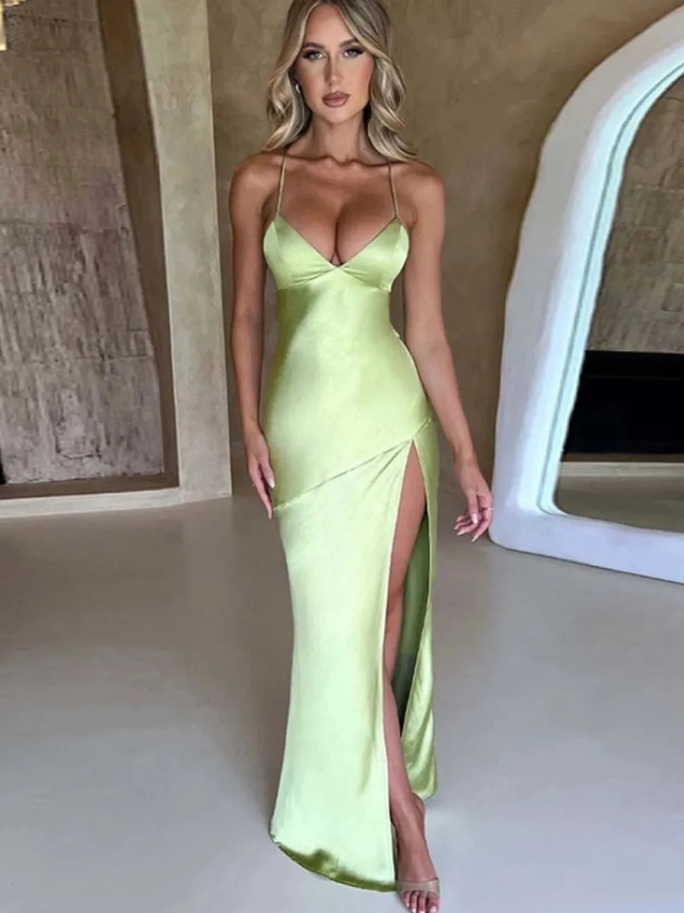 Robe de soirée mariage sexy dos nu satin