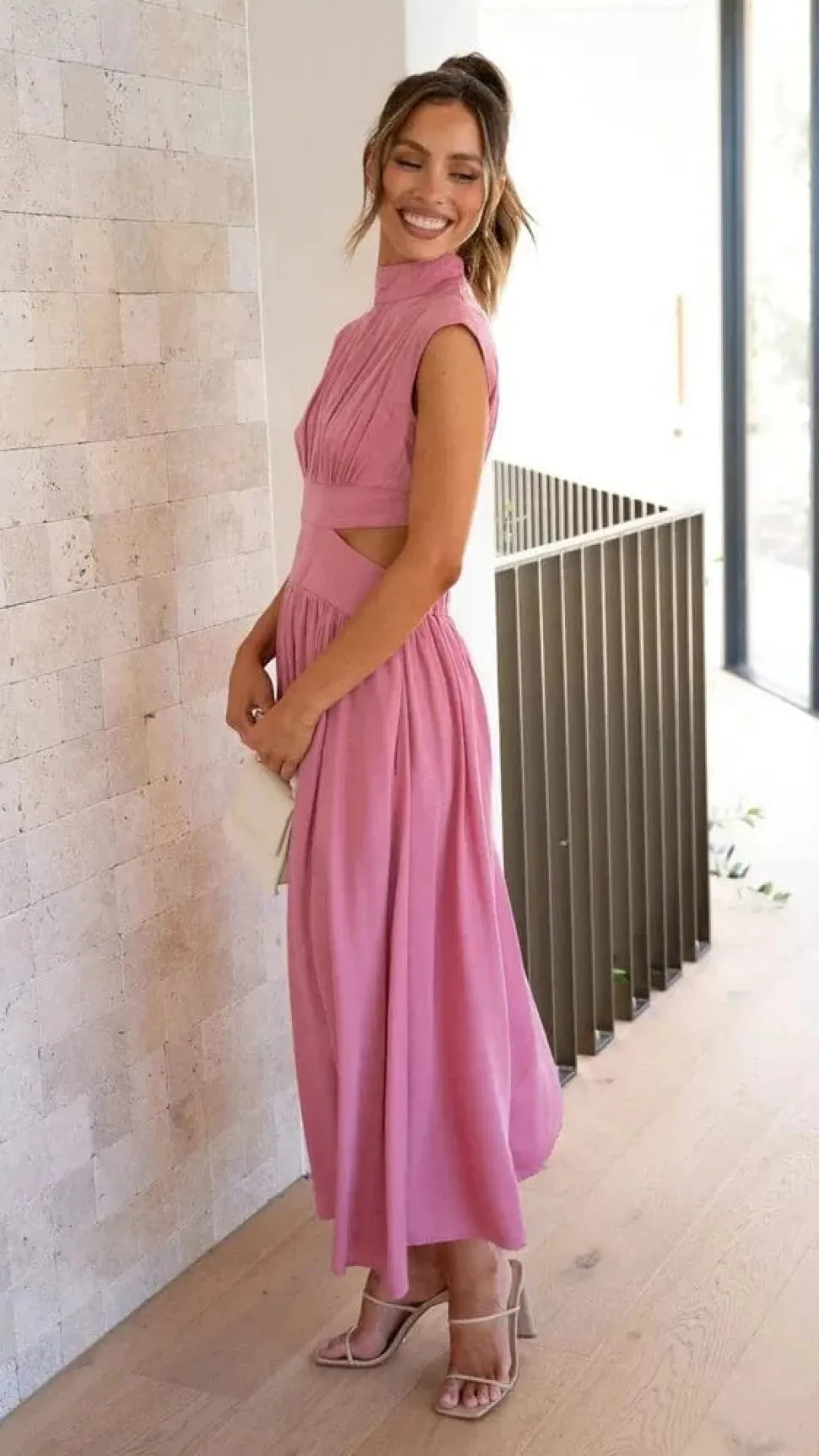 Robe de soirée midi fluide col halter