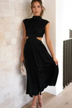 Robe de soirée midi fluide col halter