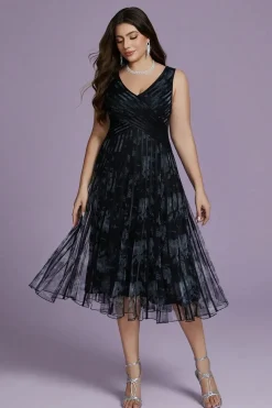 Robe de soirée noire grande taille à imprimé maillé