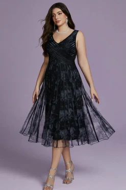 Robe de soirée noire grande taille à imprimé maillé