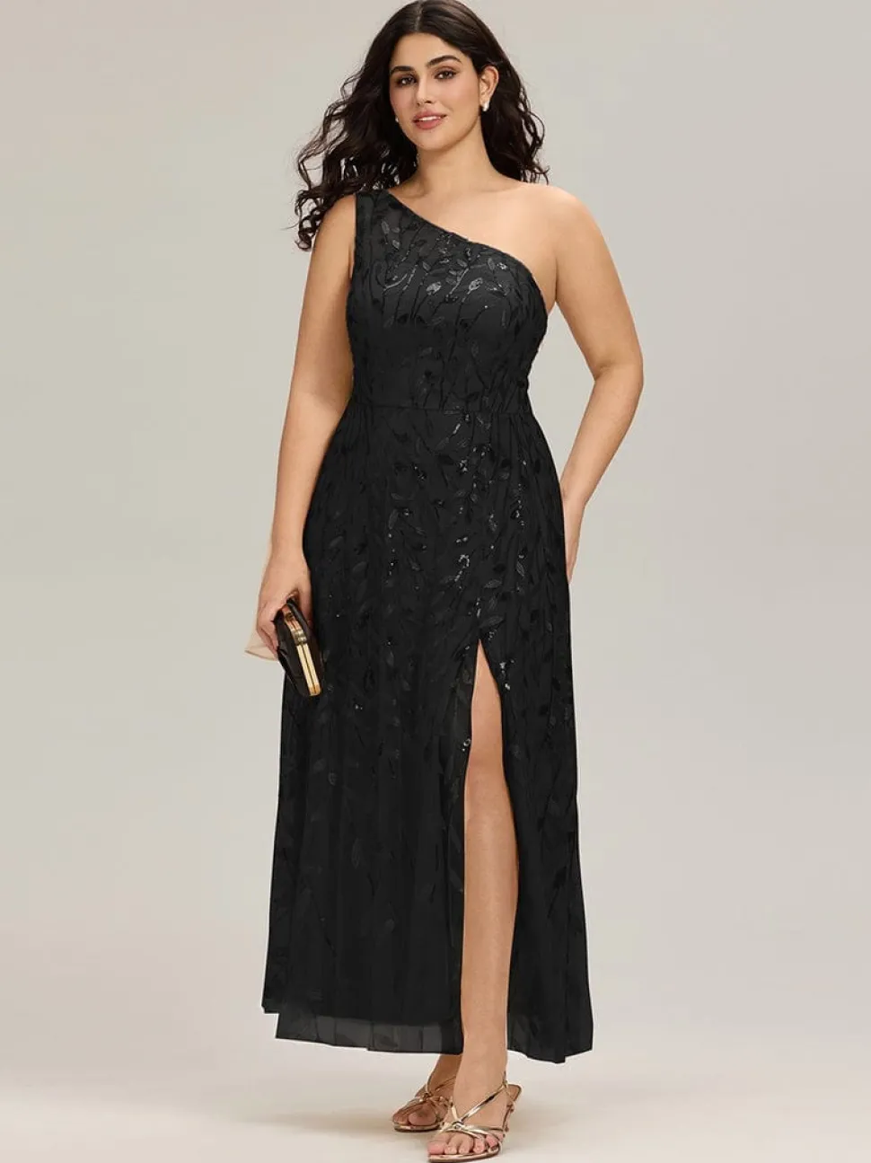 Robe de soirée noire une épaule avec fente