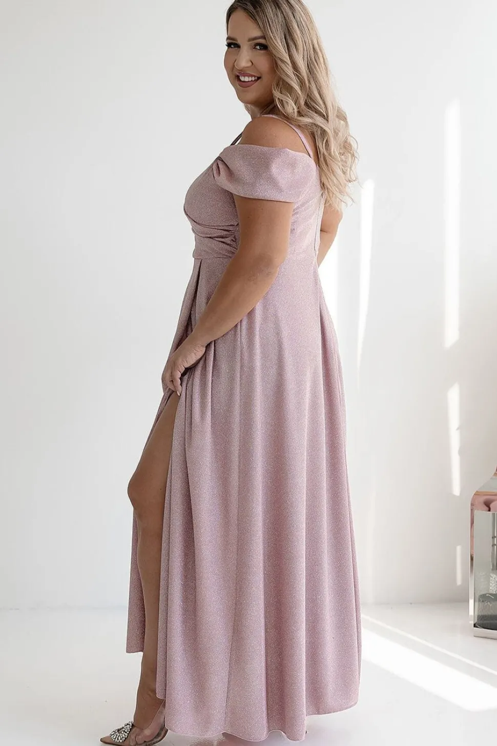 Robe de soirée paillette longue fendue