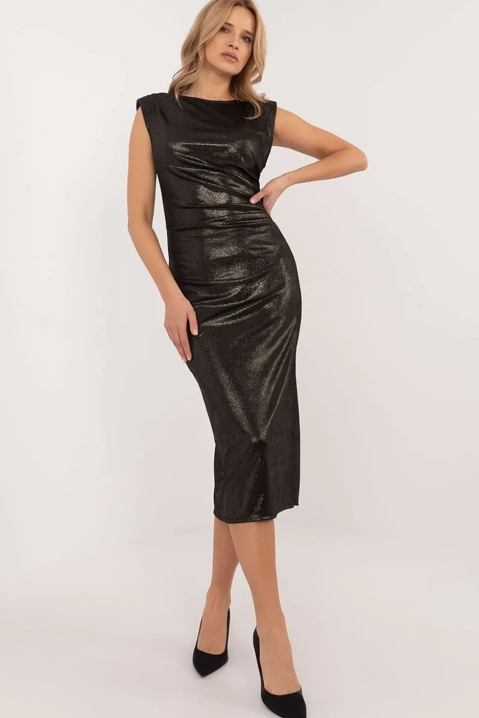 Robe de soirée sans manches midi droite