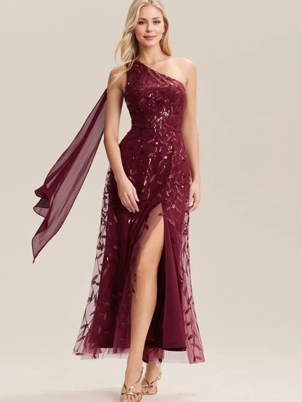 Robe d'invitée au mariage bordeaux une épaule