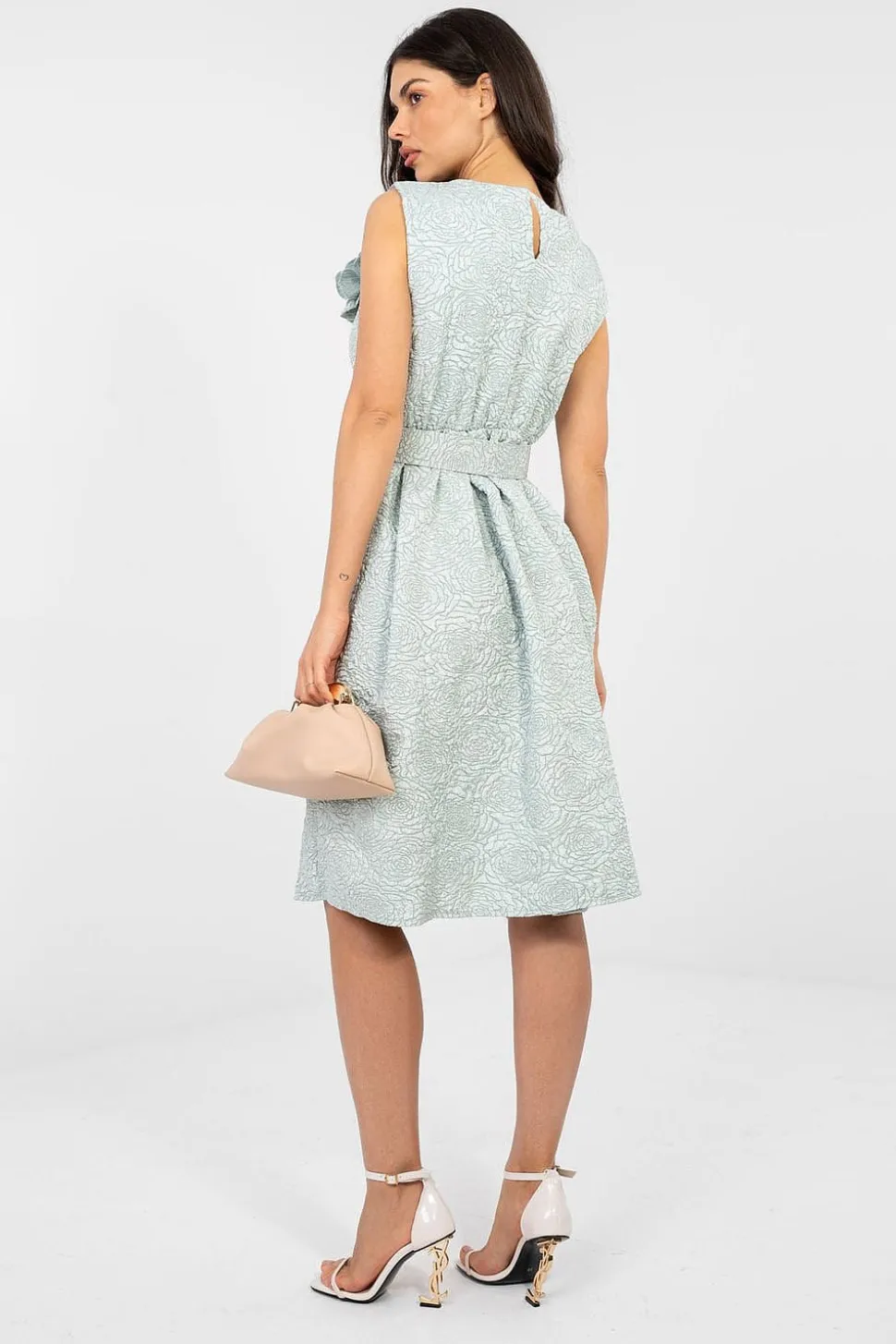 Robe d'invitée au mariage champêtre sans manches