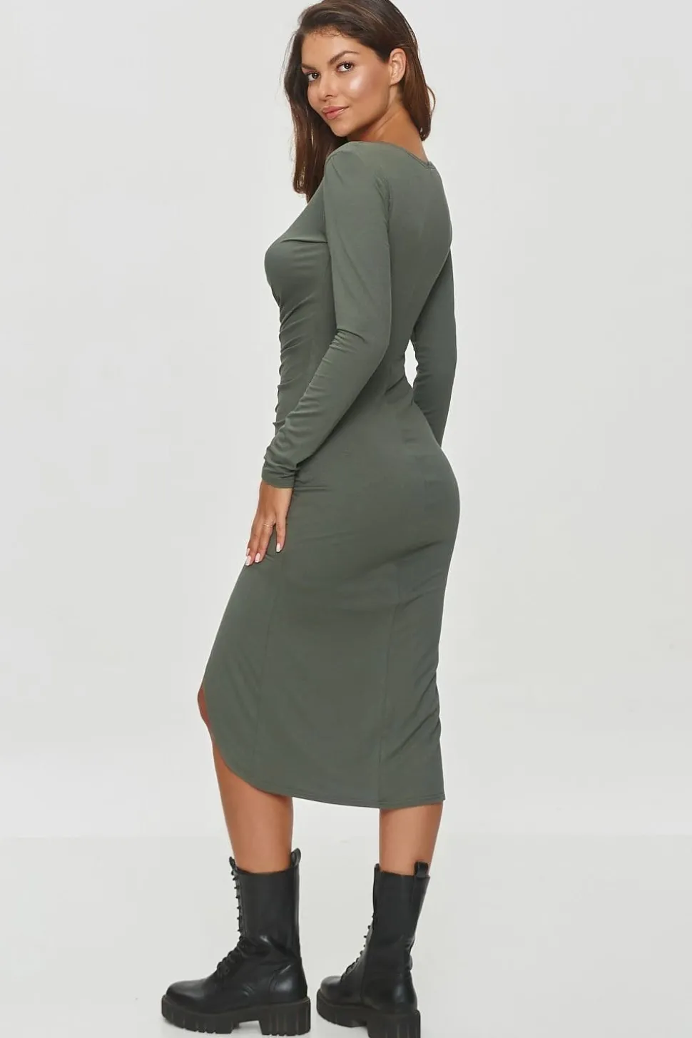 Robe drapée moulante midi manches longues