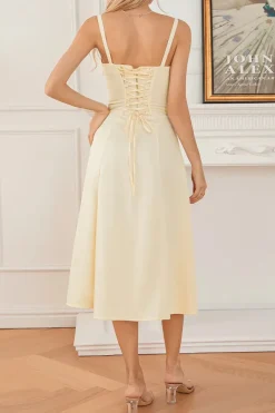Robe d'été fendue beige style bandage