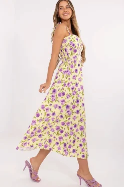 Robe d’été fleurie boutonnée à bretelles