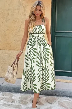 Robe d'été légère avec imprimé de feuilles vertes