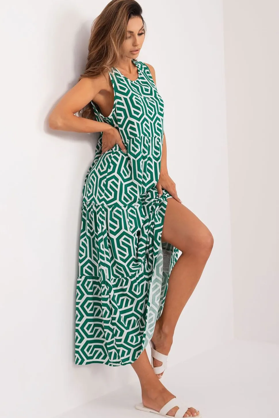Robe d'été motif géométrique vert et blanc