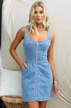 Robe en jean courte zip à l'avant